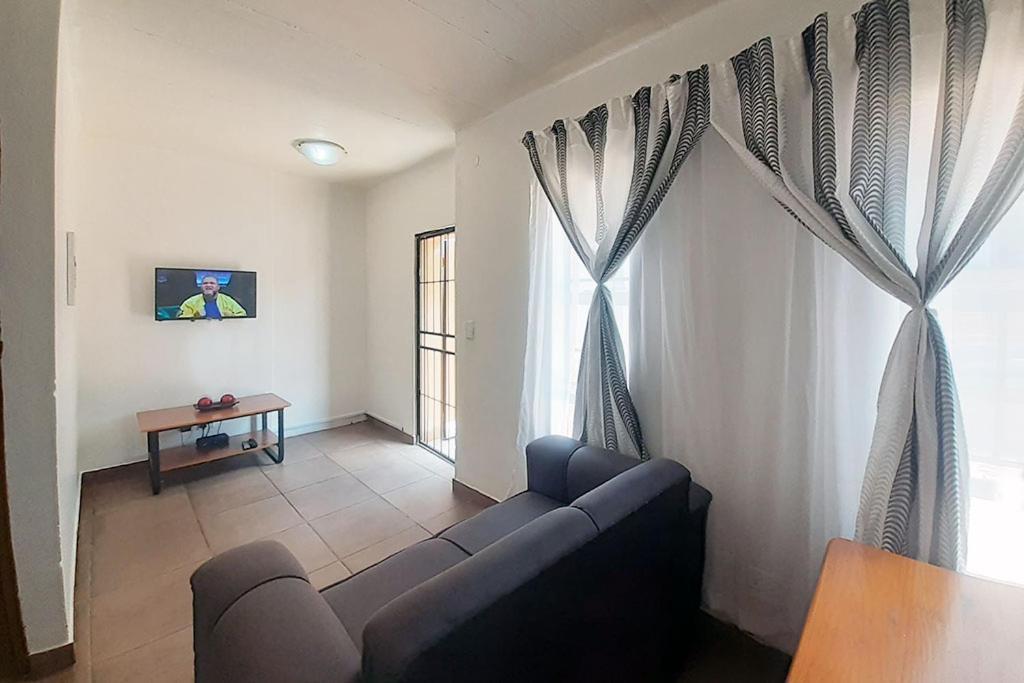 Queens Palace Pretoria Quarto foto