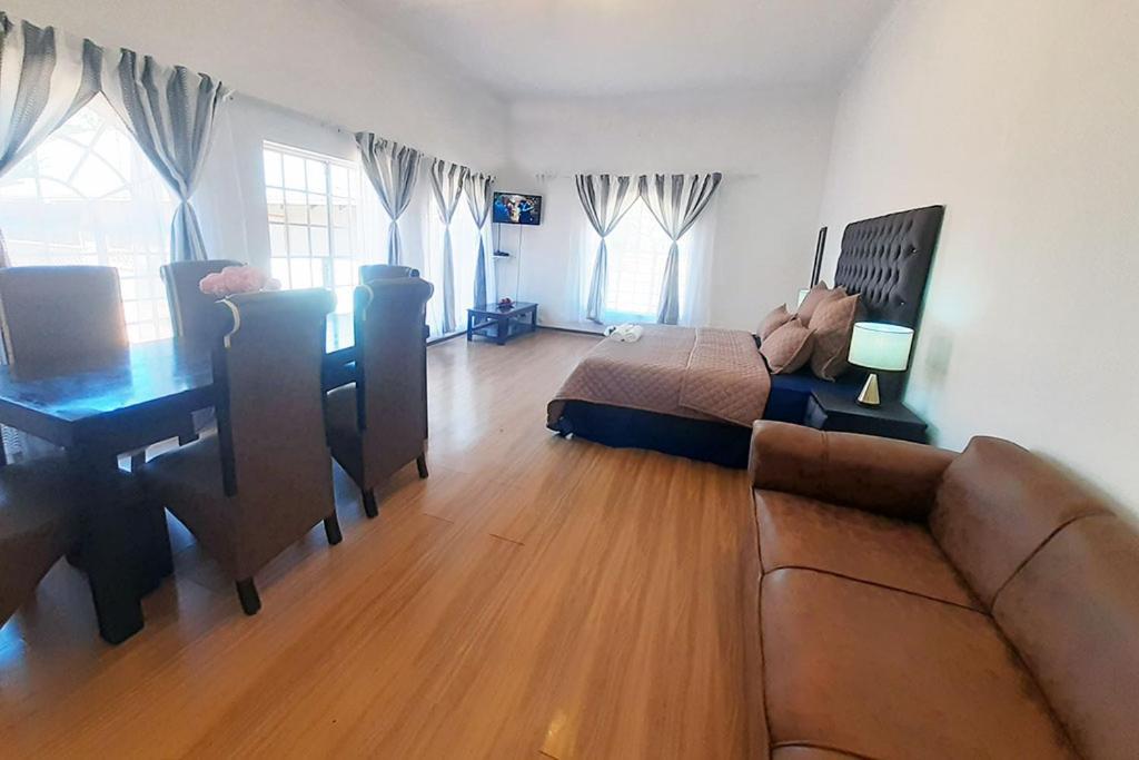 Queens Palace Pretoria Quarto foto