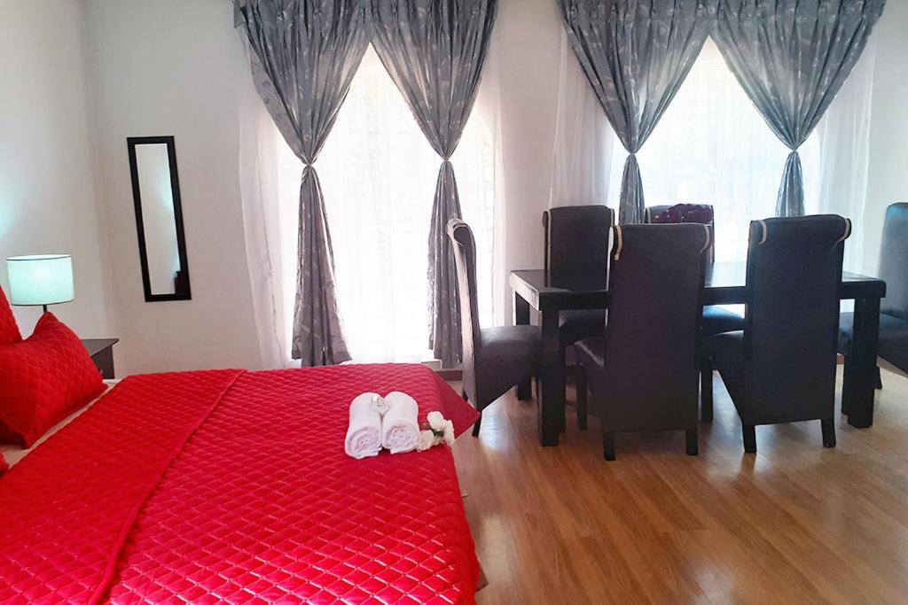 Queens Palace Pretoria Quarto foto