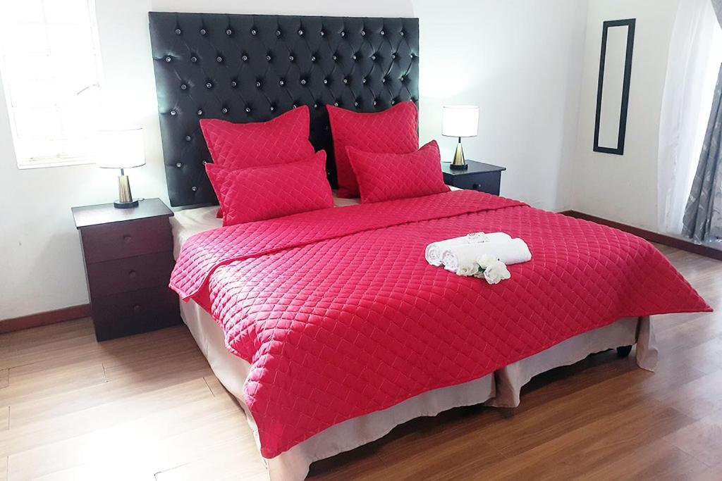 Queens Palace Pretoria Quarto foto